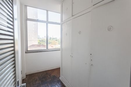 Closet da Suíte de apartamento à venda com 4 quartos, 140m² em Centro, Belo Horizonte