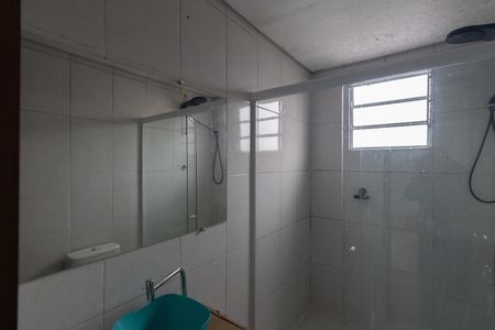 Casa para alugar com 100m², 3 quartos e sem vagaBanheiro da Suíte