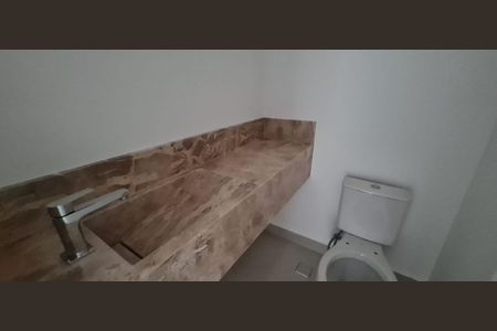 Apartamento à venda com 136m², 3 quartos e 2 vagas Apartamento à venda com 136m², 3 quartos e 2 vagasBanheiro