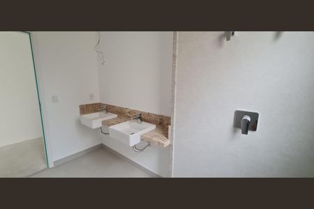 Apartamento à venda com 136m², 3 quartos e 2 vagas Apartamento à venda com 136m², 3 quartos e 2 vagasBanheiro