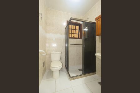 Casa à venda com 142m², 2 quartos e 2 vagas Casa à venda com 142m², 2 quartos e 2 vagasBanheiro Social