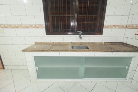 Casa à venda com 142m², 2 quartos e 2 vagas Casa à venda com 142m², 2 quartos e 2 vagasCozinha