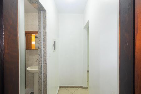 Casa à venda com 142m², 2 quartos e 2 vagas Casa à venda com 142m², 2 quartos e 2 vagasCorredor