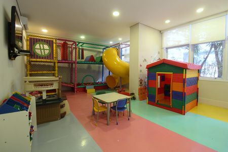 Área Comum - Brinquedoteca de apartamento para alugar com 2 quartos, 134m² em Vila Nova Conceição, São Paulo