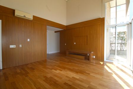 Sala de apartamento para alugar com 2 quartos, 134m² em Vila Nova Conceição, São Paulo
