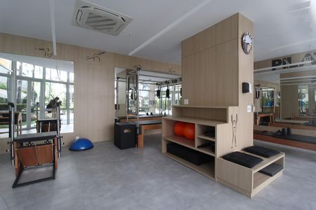 Área Comum - Academia de apartamento para alugar com 2 quartos, 134m² em Vila Nova Conceição, São Paulo