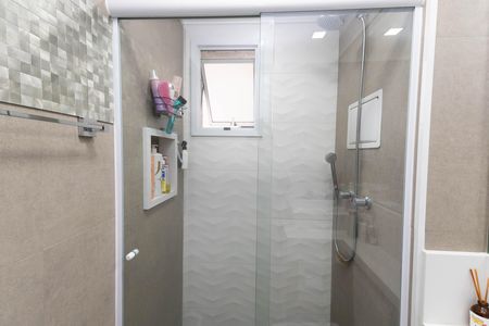 Apartamento à venda com 59m², 2 quartos e 1 vaga Apartamento à venda com 59m², 2 quartos e 1 vagaBanheiro da Suíte