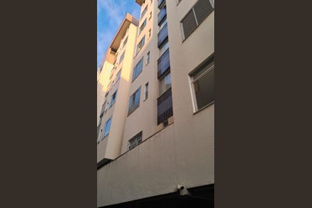 Apartamento à venda com 80m², 3 quartos e 1 vagaFachada 
