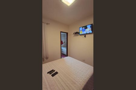 Suíte  de apartamento à venda com 3 quartos, 80m² em Sagrada Família, Belo Horizonte