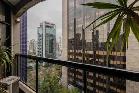 Sacada de apartamento para alugar com 1 quarto, 42m² em Itaim Bibi, São Paulo