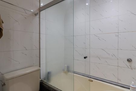 Banheiro de apartamento para alugar com 1 quarto, 42m² em Itaim Bibi, São Paulo