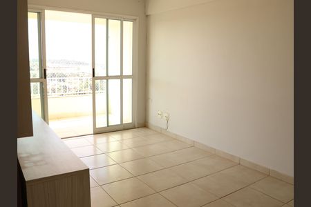 Apartamento à venda com 2 quartos, 67m² em Chácaras Alto da Glória, Goiânia