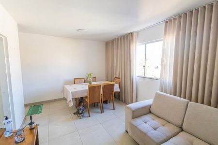 Apartamento para alugar com 73m², 3 quartos e 2 vagas Apartamento para alugar com 73m², 3 quartos e 2 vagasSala