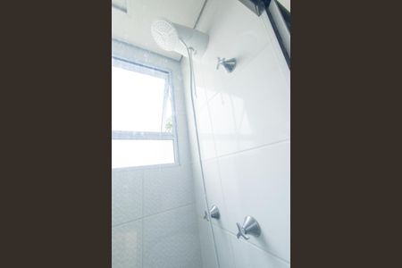 BAnheiro Social de apartamento à venda com 2 quartos, 40m² em Pinheirinho, Curitiba