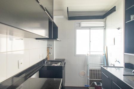 Apartamento à venda com 40m², 2 quartos e 1 vaga Apartamento à venda com 40m², 2 quartos e 1 vagaCozinha e Área de Serviço