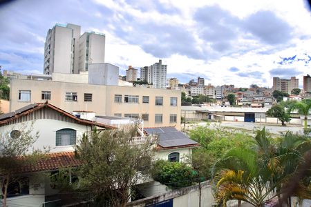 Apartamento à venda com 155m², 3 quartos e 2 vagas Apartamento à venda com 155m², 3 quartos e 2 vagasQuarto 3 - Janela Vista