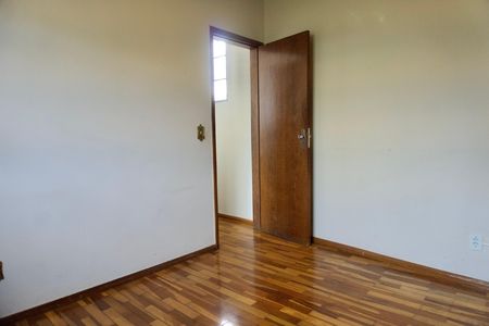 Apartamento à venda com 155m², 3 quartos e 2 vagas Apartamento à venda com 155m², 3 quartos e 2 vagasSuíte