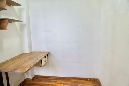 Apartamento à venda com 155m², 3 quartos e 2 vagas Apartamento à venda com 155m², 3 quartos e 2 vagasÁrea de Serviço - Dispensa