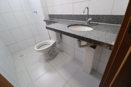 Apartamento para alugar com 52m², 2 quartos e 1 vagaBanheiro Social