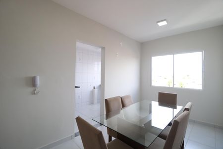 Sala de apartamento para alugar com 2 quartos, 52m² em Residencial Integração, Uberlândia