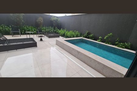 Apartamento à venda com 136m², 3 quartos e 2 vagas Apartamento à venda com 136m², 3 quartos e 2 vagasPiscina