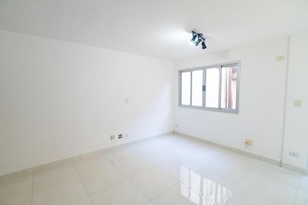 Apartamento para alugar com 35m², 1 quarto e 1 vagaSala/Quarto