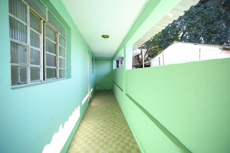 Casa para alugar com 80m², 2 quartos e 1 vagaEntrada
