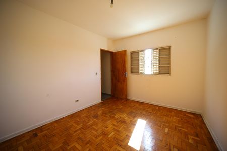 Casa para alugar com 80m², 2 quartos e 1 vagaQuarto 1