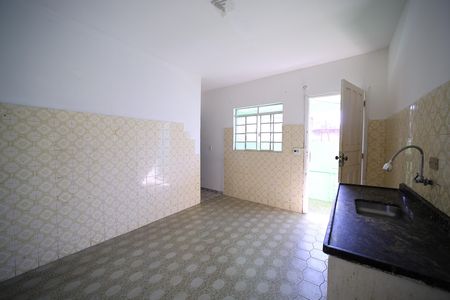 Casa para alugar com 80m², 2 quartos e 1 vagaCozinha