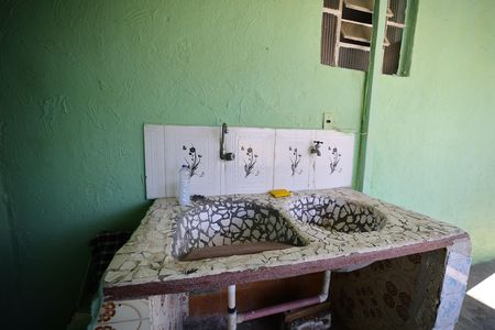 Casa para alugar com 80m², 2 quartos e 1 vagaÁrea de Serviço