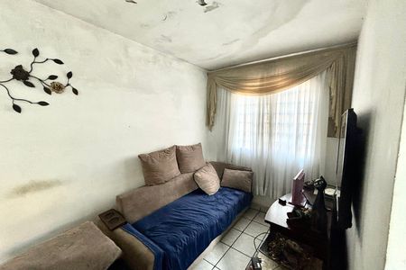 Sala de casa para alugar com 1 quarto, 45m² em Vila Libanesa, São Paulo