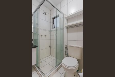 Banheiro de apartamento para alugar com 1 quarto, 42m² em Bom Jesus, Porto Alegre