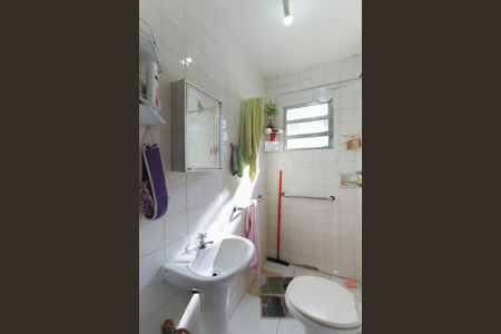 Casa 2 - Banheiro de casa à venda com 3 quartos, 250m² em Vila Pauliceia, São Paulo
