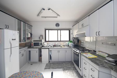 Cozinha  de casa à venda com 5 quartos, 700m² em Horto Florestal, São Paulo