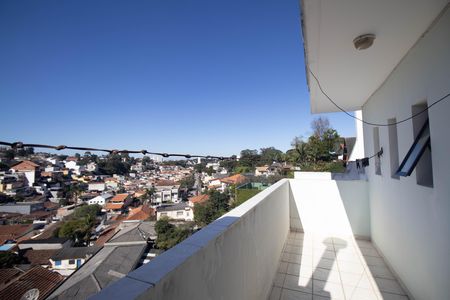 Casa à venda com 700m², 5 quartos e 8 vagas Casa à venda com 700m², 5 quartos e 8 vagasVaranda