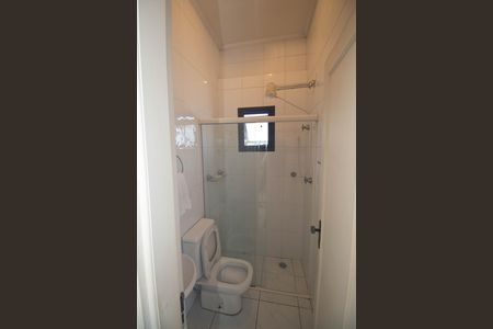 Casa à venda com 700m², 5 quartos e 8 vagas Casa à venda com 700m², 5 quartos e 8 vagasBanheiro Área de Serviço
