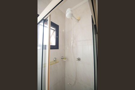 Casa à venda com 700m², 5 quartos e 8 vagas Casa à venda com 700m², 5 quartos e 8 vagasBanheiro da Suíte 3