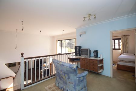 Casa à venda com 700m², 5 quartos e 8 vagas Casa à venda com 700m², 5 quartos e 8 vagasHall
