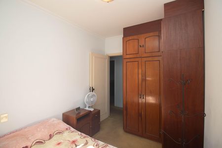Casa à venda com 700m², 5 quartos e 8 vagas Casa à venda com 700m², 5 quartos e 8 vagasQuarto 3
