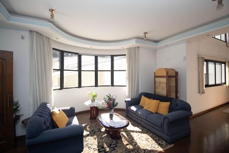 Sala  de casa à venda com 5 quartos, 700m² em Horto Florestal, São Paulo