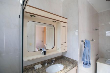 Casa à venda com 700m², 5 quartos e 8 vagas Casa à venda com 700m², 5 quartos e 8 vagasBanheiro da Suíte 3