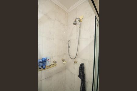 Casa à venda com 700m², 5 quartos e 8 vagas Casa à venda com 700m², 5 quartos e 8 vagasBanheiro da Suíte 2