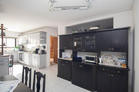 Casa à venda com 700m², 5 quartos e 8 vagas Casa à venda com 700m², 5 quartos e 8 vagasSala de Jantar