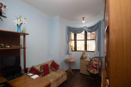 Casa à venda com 700m², 5 quartos e 8 vagas Casa à venda com 700m², 5 quartos e 8 vagasQuarto 1