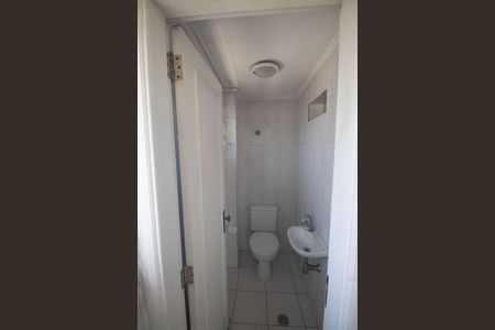 Casa à venda com 700m², 5 quartos e 8 vagas Casa à venda com 700m², 5 quartos e 8 vagasBanheiro