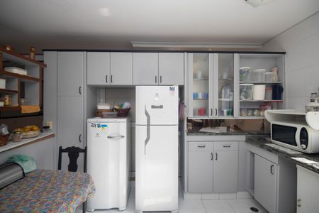 Casa à venda com 700m², 5 quartos e 8 vagas Casa à venda com 700m², 5 quartos e 8 vagasCozinha