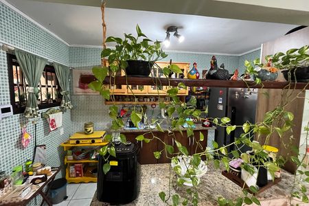 Casa à venda com 146m², 3 quartos e 2 vagas Casa à venda com 146m², 3 quartos e 2 vagasCozinha