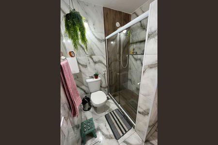 Casa à venda com 146m², 3 quartos e 2 vagas Casa à venda com 146m², 3 quartos e 2 vagasBanheiro