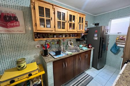 Casa à venda com 146m², 3 quartos e 2 vagas Casa à venda com 146m², 3 quartos e 2 vagasCozinha