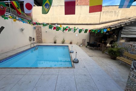 Casa à venda com 146m², 3 quartos e 2 vagas Casa à venda com 146m², 3 quartos e 2 vagasPiscina